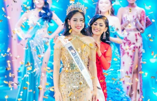 Ngô Ngọc Gia Hân lộng lẫy đăng quang Miss Teen International 2022