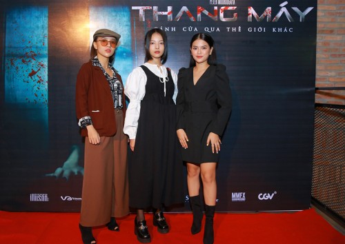 THANG MÁY –  QUAY PHIM KINH DỊ Ở BỆNH VIỆN BỎ HOANG, NỮ DIỄN VIÊN GẶP TÌNH HUỐNG KỲ DỊ 