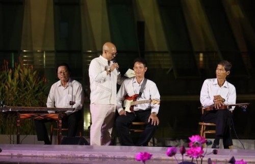 [Clip]Bậc thầy đờn ca tài tử hội tụ ở 'Sô diễn cuộc đời'