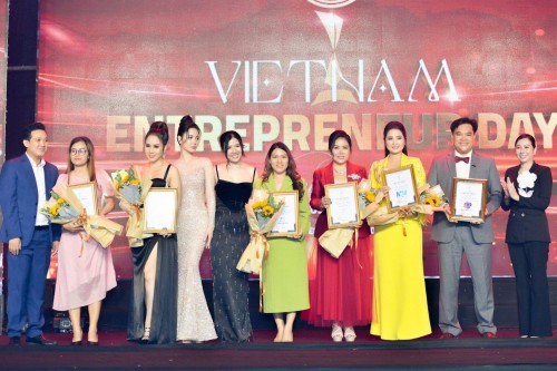 Sự kiện  tôn vinh  doanh nhân Việt Nam Entrepreneur Day 2022