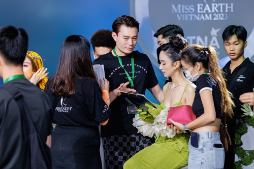 Đạo diễn Nguyễn Anh Dũng bộc lộ ba điều ưa thích khi làm truyền hình thực tế Miss Earth Việt Nam 2023 