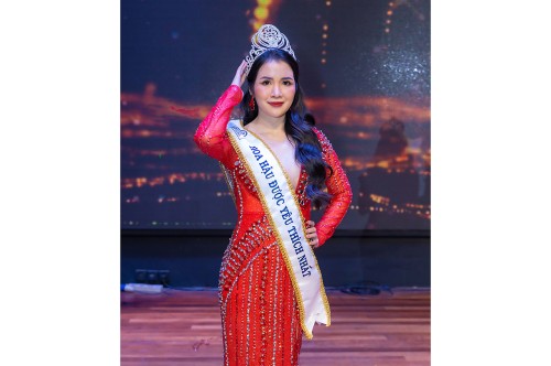Vũ Thị Thương đoạt giải Hoa hậu được yêu thích nhất Hoa hậu Doanh Nhân Sắc Đẹp Toàn Cầu 2023