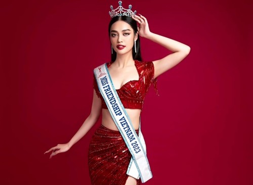 Nông Thúy Hằng giành ngôi vị Á hậu 2 của Hoa hậu Hữu Nghị Quốc tế 2023