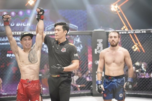 Nam Chou hạ knockout đối thủ người Nga ở “Master Of Fights Championship” đầy nghẹt thở