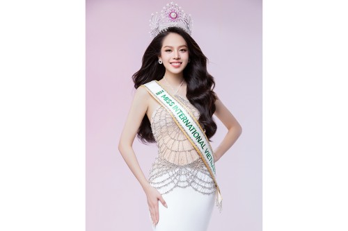 Đương kim Hoa hậu Việt Nam mừng sinh nhật tuổi 22, sẵn sàng đi thi Miss International 2024 