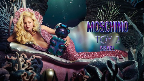 LẤP LÁNH TỰA LÀN HƯƠNG MOSCHINO TOY 2 PEARL