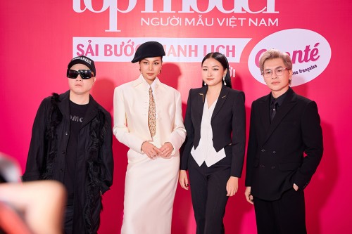 Thanh Hằng xuất hiện cực chất  tại Next Top Model sau 9 năm