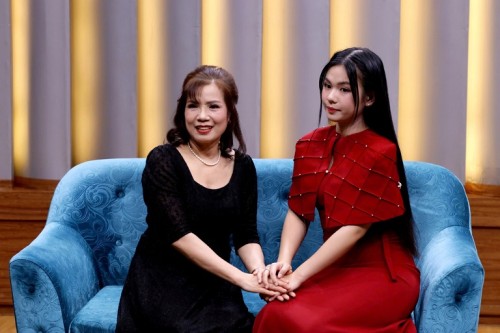 [Clip]Mảnh Ghép Hoàn Hảo: 30 tuổi vẫn chưa lấy chồng, ca sĩ Trần Thủy Tiên khiến mẹ lo lắng