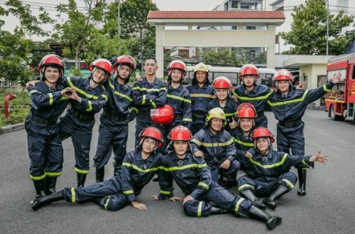 “Chiến Sĩ Quả Cảm” công bố 12 nghệ sĩ nam đình đám tham gia mùa đầu tiên