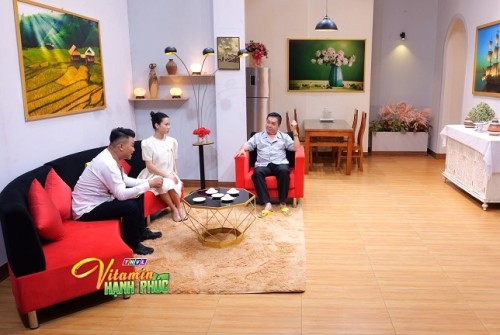 Vitamin Hạnh Phúc: Thanh Phong bất lực khi Ngọc Xuyên tốt nghiệp đại học vẫn “để cha nuôi”