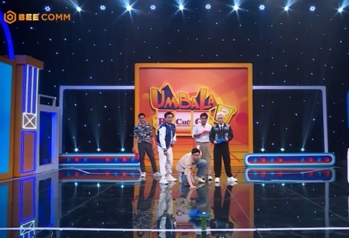 “Úm Ba La Ra Chữ Gì?”: MC Đại Nghĩa đứng hình trước đội thi có tên dài bất tận 