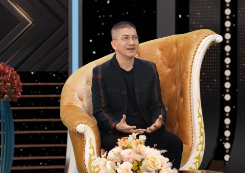 [Clip]Nhạc sĩ Hoài An: “Tôi may mắn vì đã sống trong âm nhạc từ rất sớm”