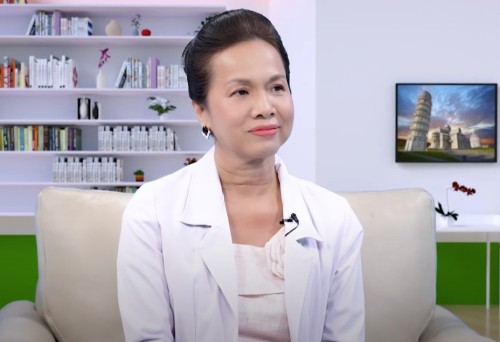 Bác sĩ gia đình: Phụ nữ sau sinh dễ thiếu canxi hơn cả lúc mang thai