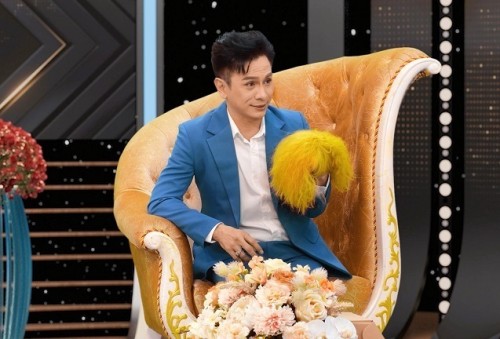[Clip]Nghệ sĩ Đình Toàn tiết lộ “báu vật” gắn bó suốt 25 năm sự nghiệp