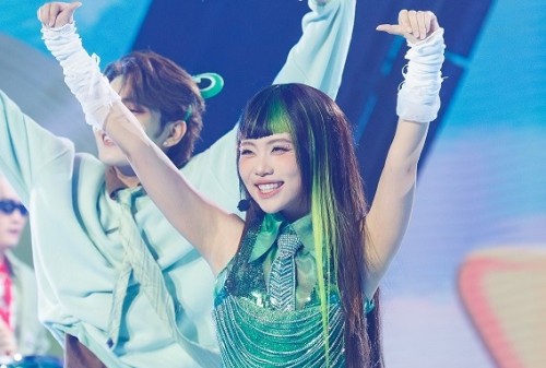 Em Xinh Phương Mỹ Chi chính thức trở thành Quán quân Em Xinh “Say Hi, Nhóm nhạc toàn năng lộ diện 