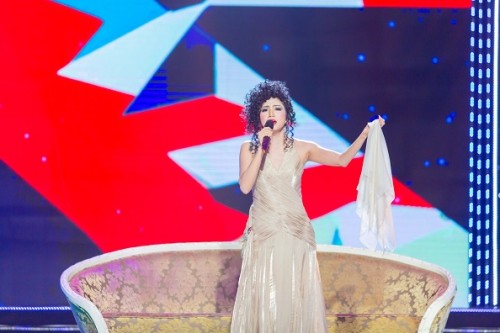 Chân dung nữ ca sĩ 9x có giọng hát “sao y” cố danh ca Ngọc Lan, giống cả vị trí nốt ruồi trên vai