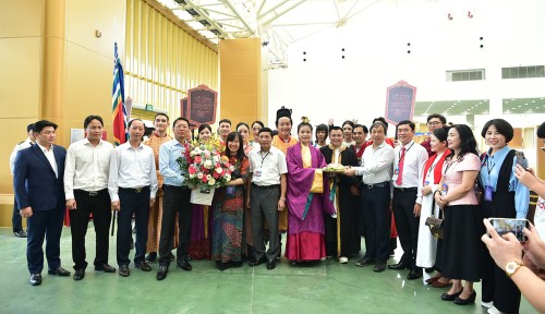 TIẾP SAU JOHNNY TRÍ NGUYỄN, NHÀ SẢN XUẤT BHD CÔNG BỐ  NSND TỰ LONG LÀ TRÁNG SĨ THỨ HAI ĐỒNG HÀNH CÙNG PHIM  HỘ LINH TRÁNG SĨ TẠI TRIỂN LÃM 80 NĂM HÀNH TRÌNH ĐỘC LẬP - TỰ DO - HẠNH PHÚC 