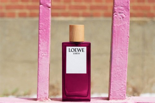 LOEWE – CHÂN DUNG NỘI TÂM ĐƯỢC VẼ BẰNG HƯƠNG SẮC