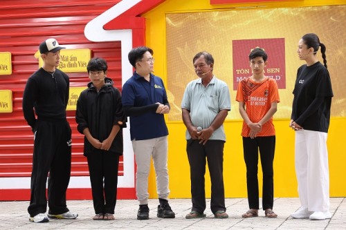 [Clip]Hoa hậu Phương Linh và rapper Wean xúc động trước nghị lực của hai em nhỏ trong Mái ấm gia đình Việt