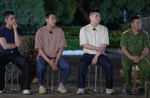 Câu chuyện của Trung tướng Mai Hoàng và mẹ được kể lại trong Chiến Sĩ Quả Cảm đã truyền cảm hứng cho giới trẻ