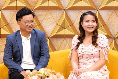 [Clip]Văn Bảo – Ngọc Bích: Hành trình vượt qua thử thách với hôn nhân lệch 11 tuổi 