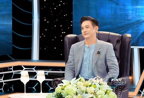 [Clip]Nghệ sĩ Đình Toàn giữ hồn xưa, khoác áo mới cho vở kịch Lệ Chi Viên