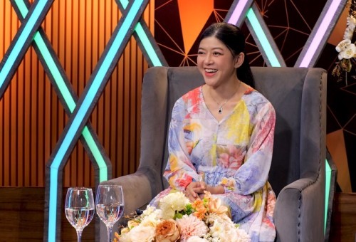 [Clip]Diễn viên Hồng Trang: “Tôi tự hào vì mình đã lì để theo đuổi nghề hơn 20 năm”