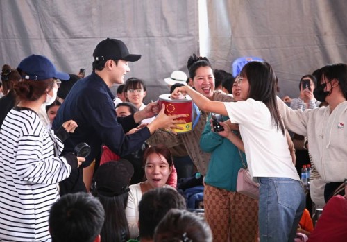 Mái ấm gia đình Việt: Gần 900 triệu đồng được trao trong ngày ghi hình đầu tiên tại Tây Ninh