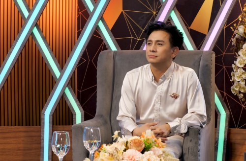 [Clip]Nghệ sĩ Đình Toàn hơn 2 thập kỷ làm nghệ thuật, khẳng định từng không muốn theo nghề