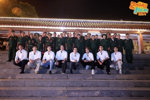 [Clip]XÚC ĐỘNG VỚI NHỮNG THƯỚC PHIM HÒA BÌNH TRONG MV “CÒN GÌ ĐẸP HƠN”  PHIÊN BẢN 2 NGÀY 1 ĐÊM