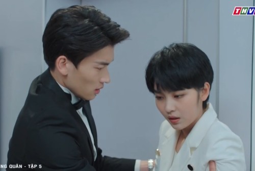 Phim Bóng tùng quân: Ngụy Lam và Hồng Tinh Tinh bị chơi bẩn nhốt trong phòng lạnh, tình thế nguy khẩn