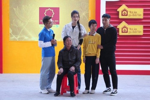 “Mái ấm gia đình Việt” hoàn thành ngày ghi hình đầu tiên tại Hải Phòng 