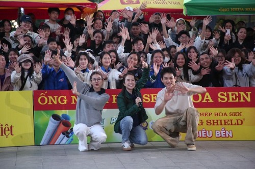 “Mái ấm gia đình Việt” trao hơn 2,5 tỷ đồng cho 18 hoàn cảnh khó khăn tại Hải Phòng