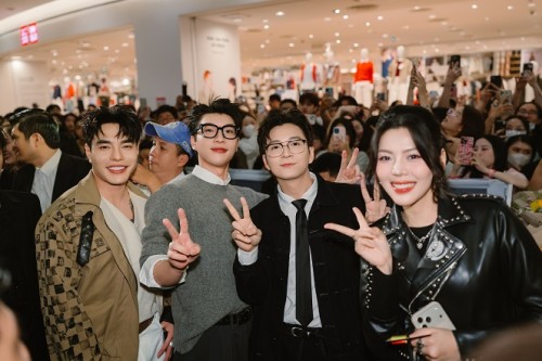 DÀN SAO HAI NGÀY MỘT ĐÊM VÀ CHIẾN SĨ QUẢ CẢM HỘI TỤ, CHÚC MỪNG PHIM MỚI CỦA KIỀU MINH TUẤN