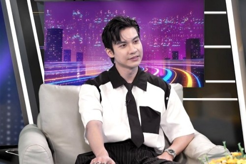 “Hotboy 5S Online” Dũng Bino thừa nhận từng xem mình là “cái rốn của vũ trụ”