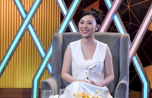 [Clip]Ca sĩ Đào Kỳ Anh hoài niệm về thời sinh viên đi hát “kiếm đồng bạc lẻ”