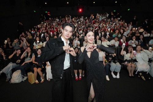 Nam thần Keng Harit và người đẹp Jackie đến Việt Nam quảng bá phim Người Đẹp Và Quái Lạ 