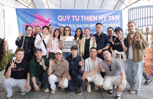 MỸ TÂM TẶNG 1.000 PHẦN QUÀ TẾT CHO BÀ CON KHÓ KHĂN TẠI ĐÀ NẴNG VÀ QUẢNG NAM (CŨ)