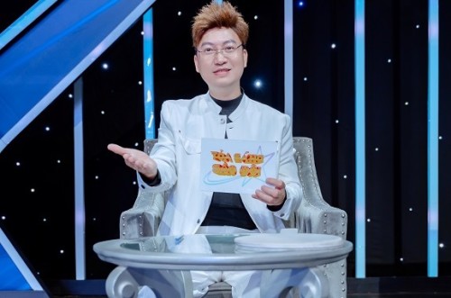 [Clip]Ca nhạc sĩ Sỹ Luân không ngại làm việc nhà, tiết lộ tính cách con gái 6 tuổi