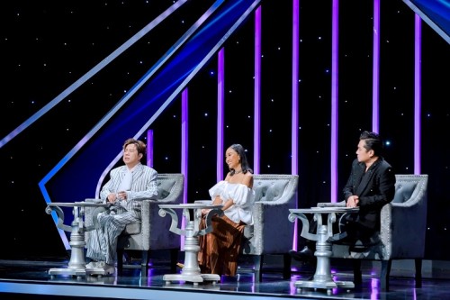 Đoan Trang gọi Trân Oanh - Thủy Tiên là chiến thần, Lâm Vũ ngớ ngẩn trước vẻ đẹp của cặp sao nữ