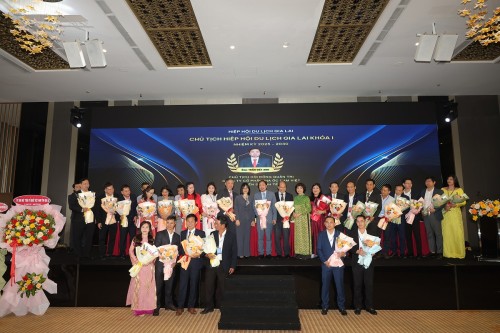 LỄ KHAI MẠC NĂM DU LỊCH QUỐC GIA 2026 TẠI GIA LAI QUY TỤ DÀN NGHỆ SĨ “VŨ TRỤ SAY HI” - MEGA CONCERT